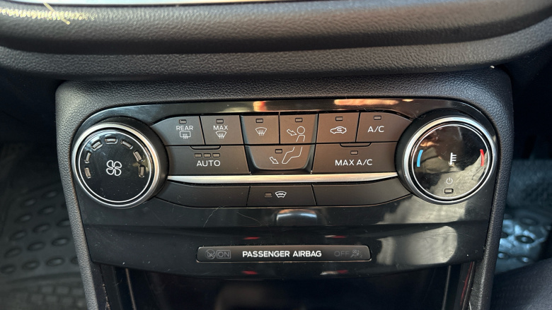 Ford Puma 1.0 EcoBoost Hybrid mHEV Titanium 5dr DCT Petrol Hatchback